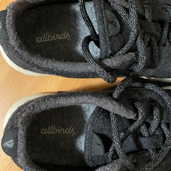 Allbirds Wool Runner, W9 - Picture 3 of 6